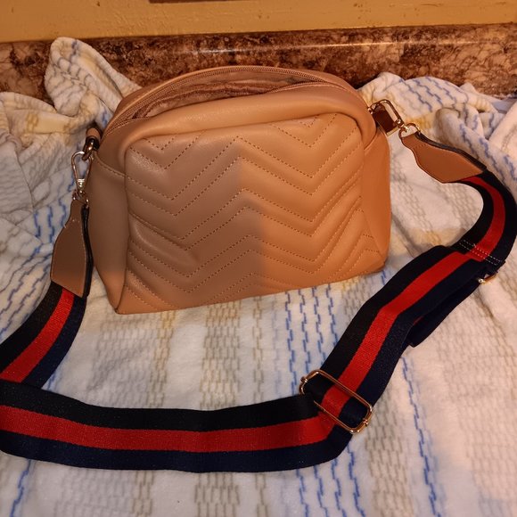 Handbag Republic Handbags - Handbag Repulic New w/o Tag Purse